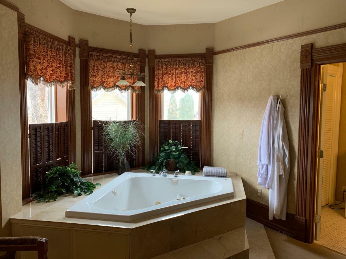 Bed and Breakfast Edgar Olin House (Adults Only) Pueblo Esterno foto